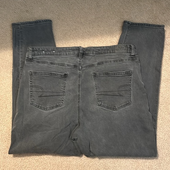 American eagle stretch - Picture 2 of 2